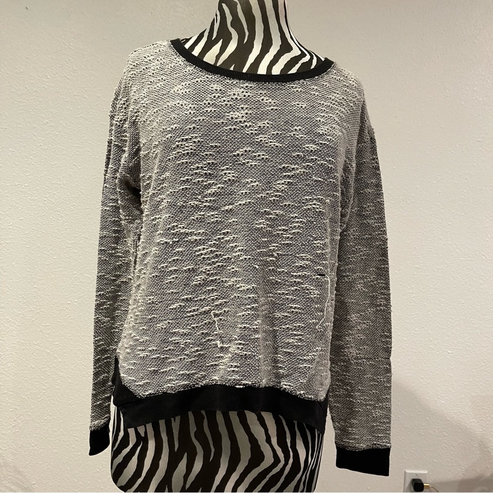 Jessica Simpson Knit Sweater Size M
